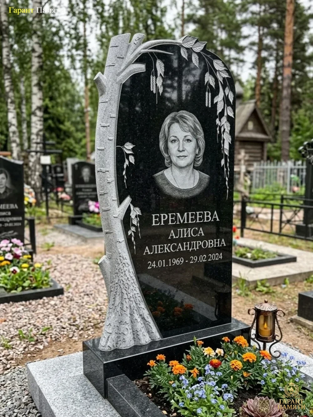 Памятник из гранита Березка 4